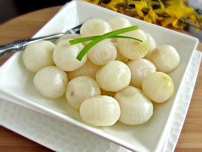 лук маринованный